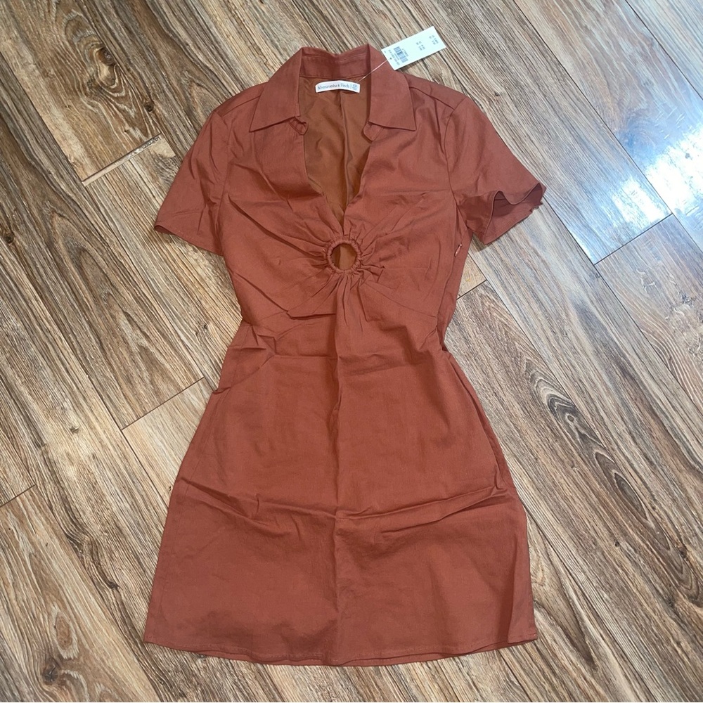 NWT Copper Brown/Burnt Orange Keyhole Dress